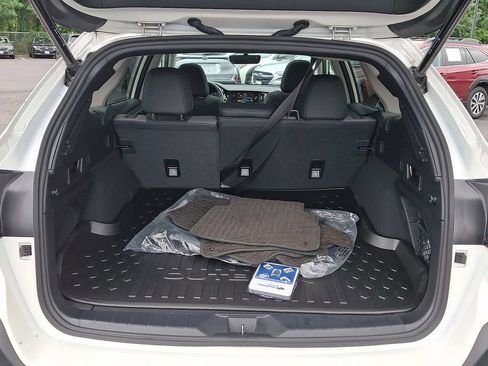 Used 2025 Subaru Outback Onyx Edition AWD/4WD image 29
