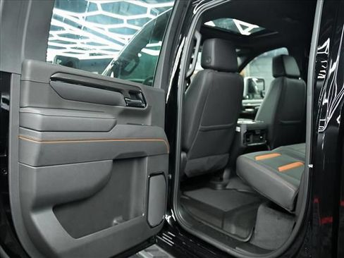 New 2026 GMC Sierra 2500 AT4 w/ AT4 Premium Plus Package AWD/4WD image 29