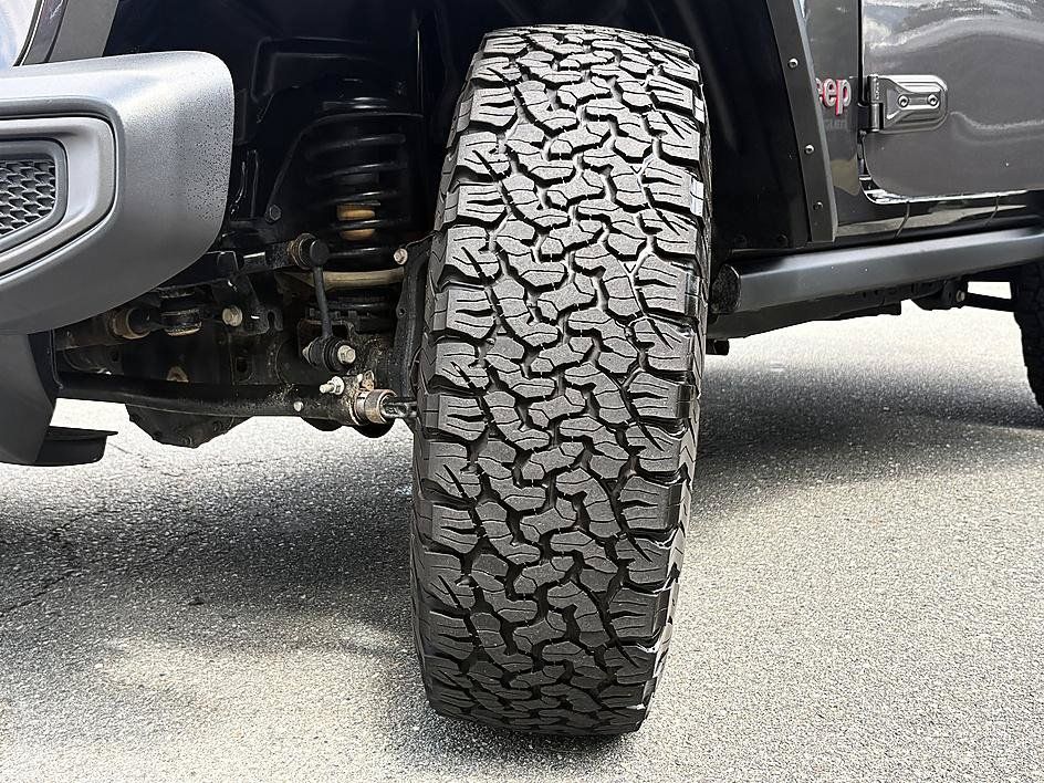 Used 2022 Jeep Wrangler Rubicon AWD/4WD image 25