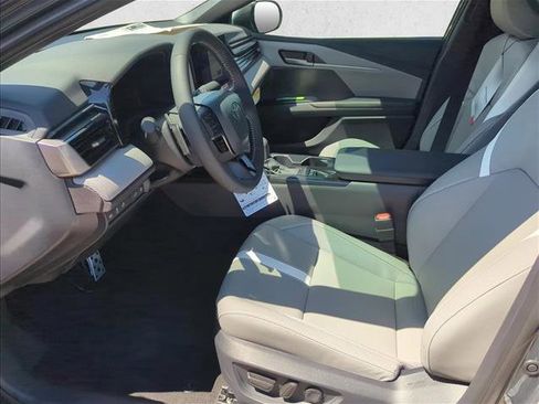 New 2026 Toyota Camry SE FWD image 11