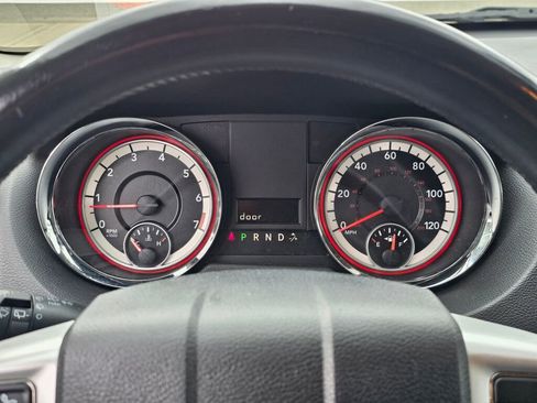 Used 2013 Dodge Grand Caravan SE FWD image 28