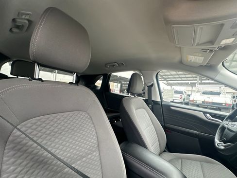 Certified 2021 Ford Escape SE w/ Cold Weather Package image 18