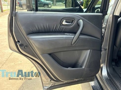 Used 2024 Nissan Armada SV AWD/4WD image 37