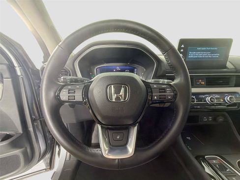 Used 2024 Honda Pilot Elite image 12