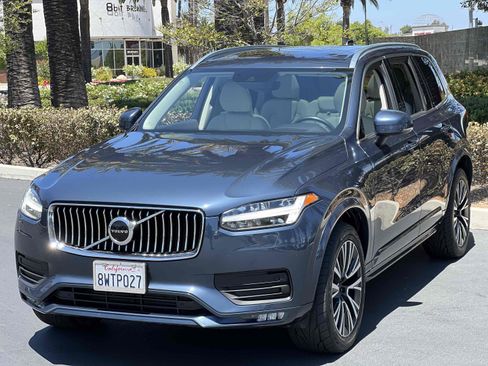 Used 2021 Volvo XC90 T5 Momentum AWD/4WD image 23