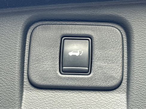 Used 2023 Nissan Murano SL w/ Cargo Package image 26