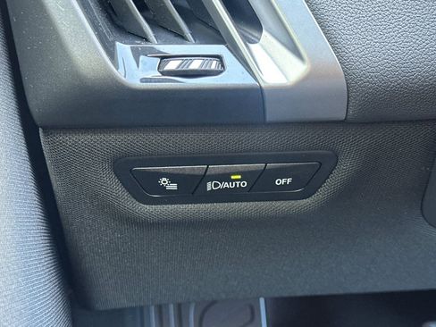 Certified 2025 BMW iX xDrive50 w/ Premium Package AWD/4WD image 36