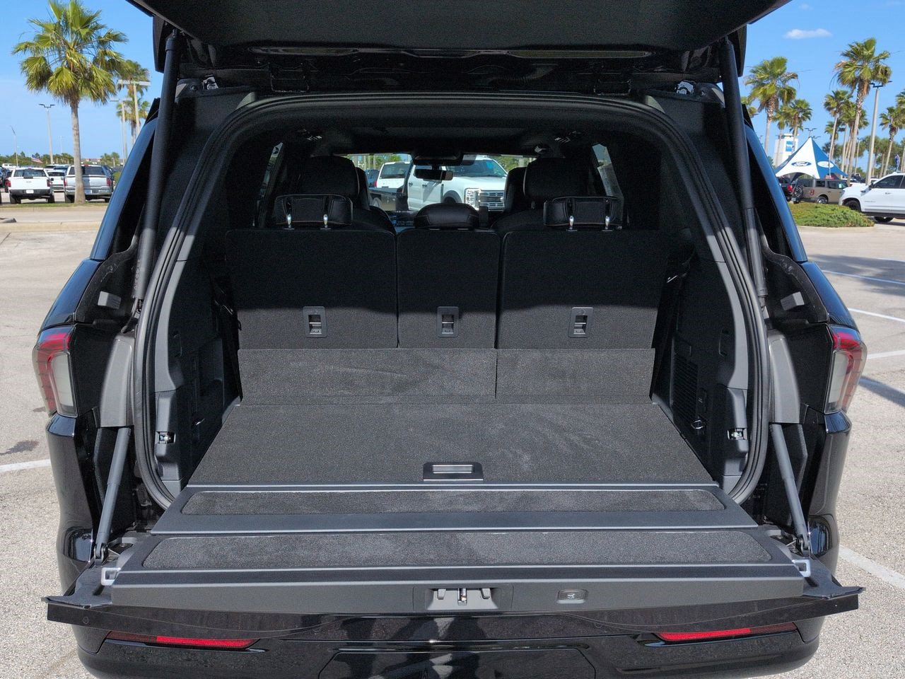 New 2026 Lincoln Navigator Black Label AWD/4WD image 13