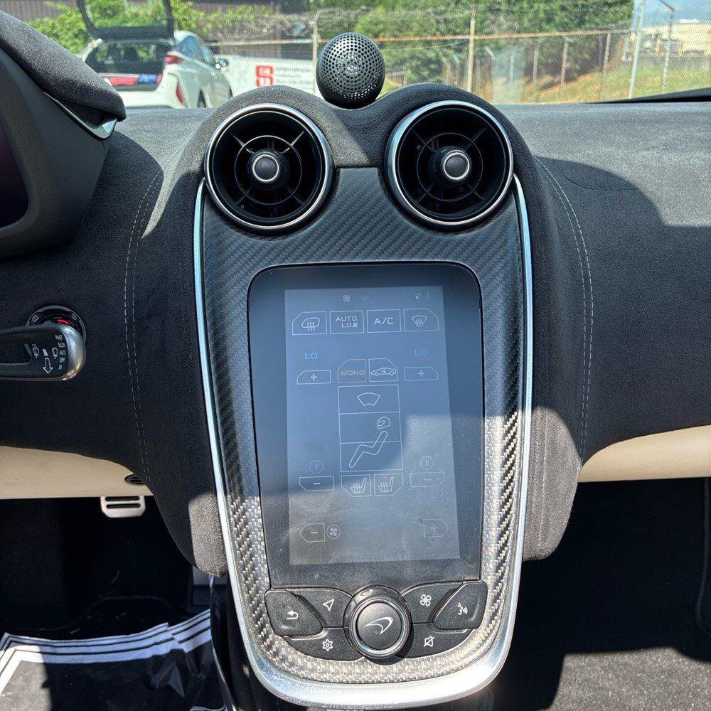 Used 2019 McLaren 570S Spider RWD image 21