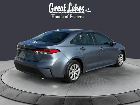 Used 2025 Toyota Corolla LE FWD image 5