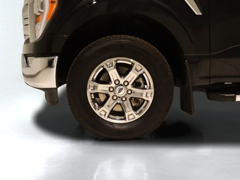 Used 2023 Ford F150 XLT w/ Equipment Group 302A High image 7