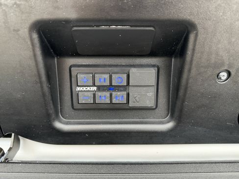 Used 2025 GMC Sierra 2500 Denali Ultimate AWD/4WD image 20