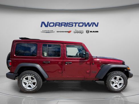 Certified 2022 Jeep Wrangler Unlimited Sport w/ Sun And Sound Package image 7