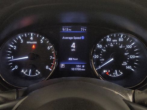Used 2020 Nissan Rogue SV FWD image 23