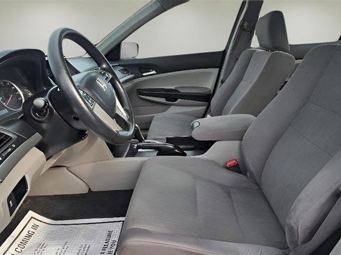 Used 2011 Honda Accord LX image 10