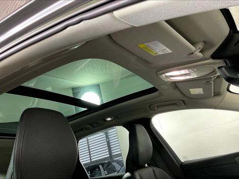Used 2023 Volvo XC60 T8 Plus AWD/4WD image 29