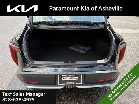 New 2026 Kia K4 FWD image 29