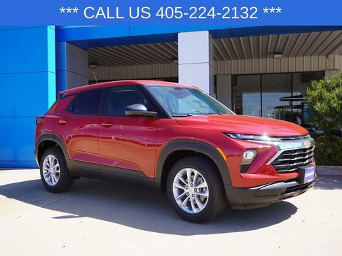 New 2026 Chevrolet TrailBlazer LS w/ LS Convenience Package FWD image 2