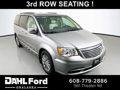 Used 2016 Chrysler Town & Country Touring-L w/ Driver Convenience Group
