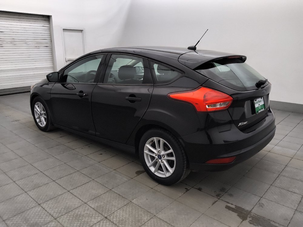 Used 2018 Ford Focus SE FWD image 3