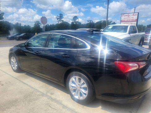 Used 2020 Chevrolet Malibu LT FWD image 27