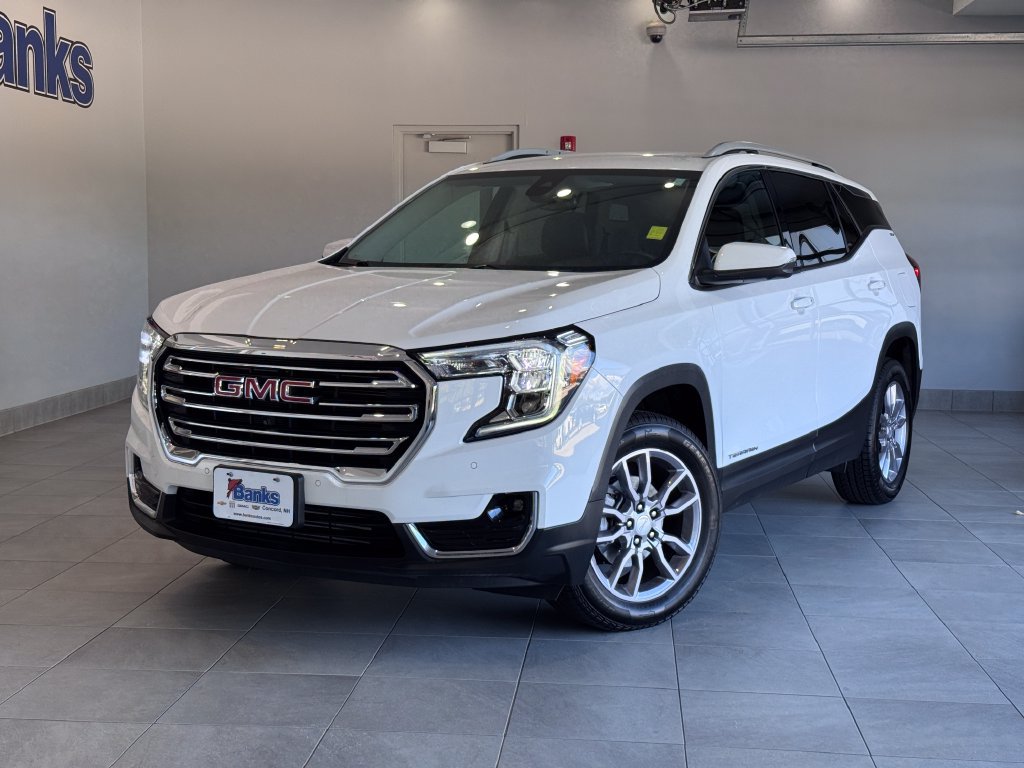 Certified 2023 GMC Terrain SLT w/ Tech Package AWD/4WD image 2