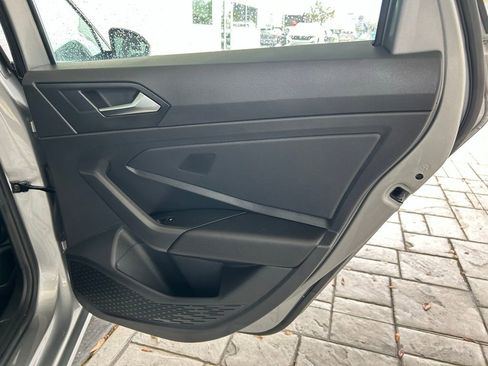 Used 2022 Volkswagen Jetta S image 51