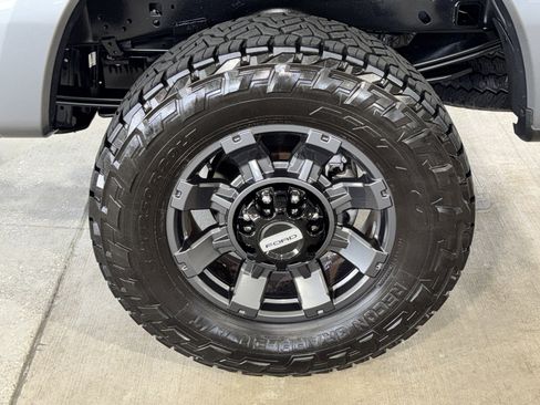 Used 2024 Ford F250 Lariat w/ Sport Appearance Package image 38