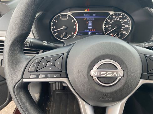 New 2025 Nissan Altima 2.5 SV image 25