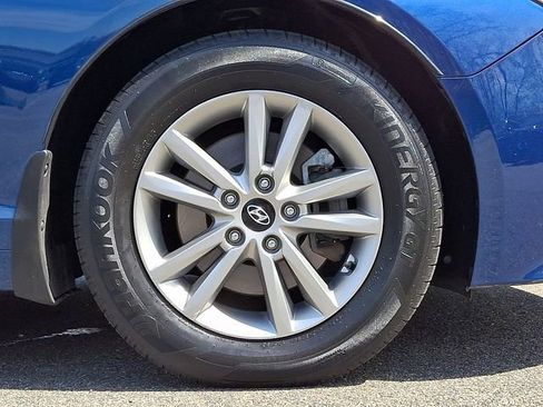 Used 2015 Hyundai Sonata SE w/ Option Group 09 image 8