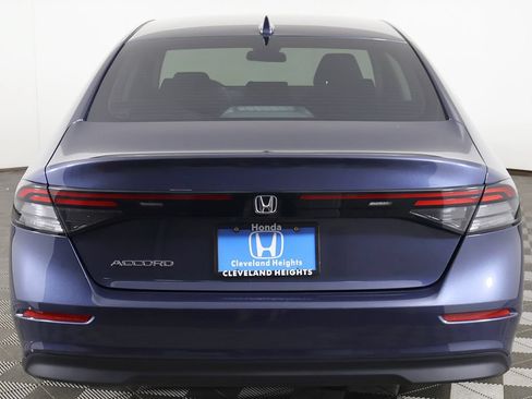 Used 2023 Honda Accord EX image 11
