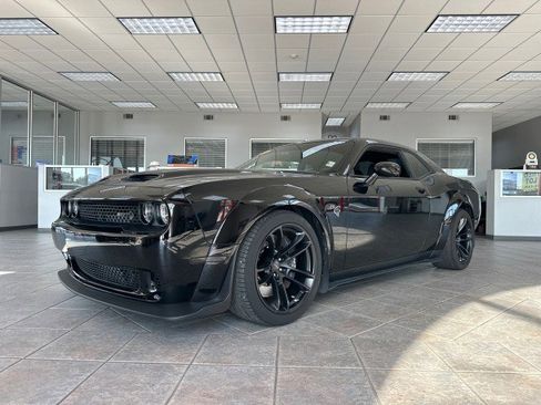 Used 2021 Dodge Challenger SRT Hellcat Redeye image 8