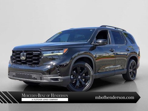 Used 2025 Honda Pilot Black Edition image 1