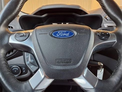 Used 2022 Ford Transit Connect XLT image 18