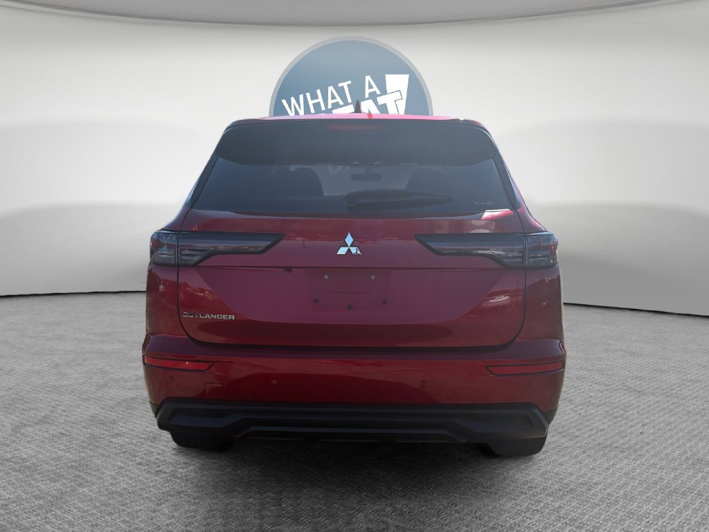 Used 2025 Mitsubishi Outlander ES AWD/4WD image 5