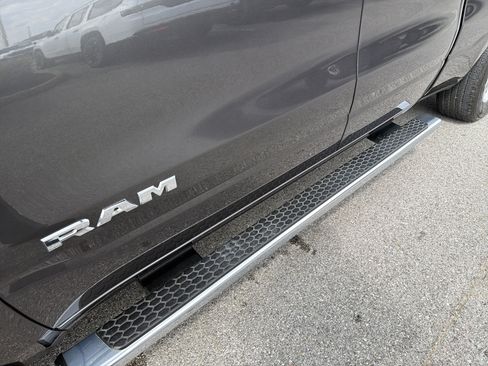 Used 2022 RAM 1500 Big Horn AWD/4WD image 13