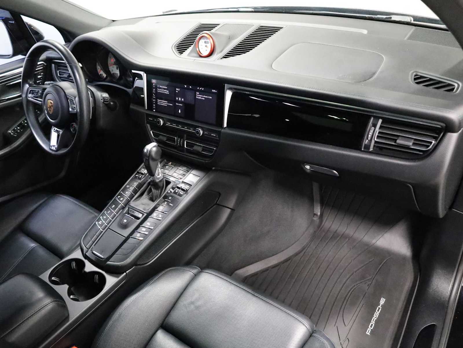 Used 2020 Porsche Macan GTS AWD/4WD image 6