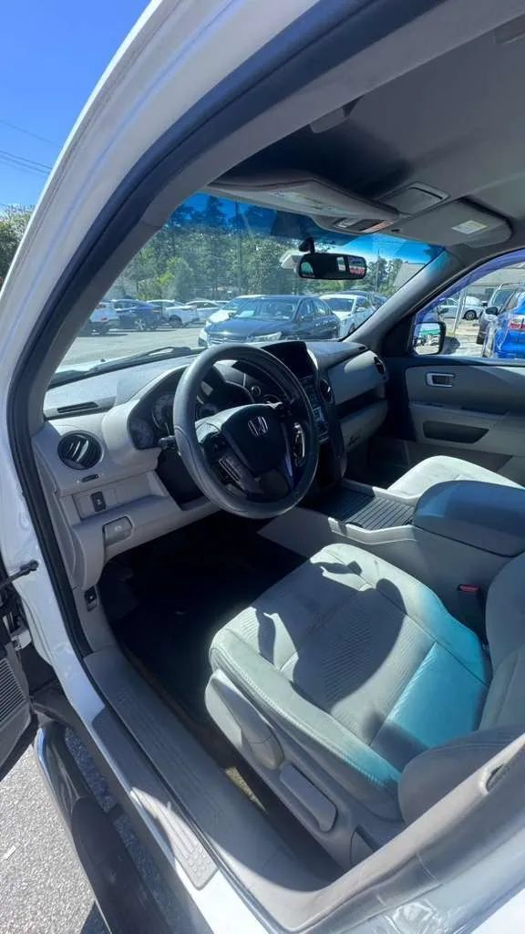 Used 2015 Honda Pilot LX image 8