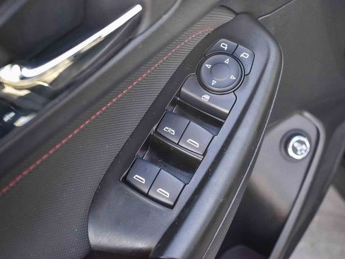 Used 2023 Chevrolet TrailBlazer RS w/ Sun and Liftgate Package image 20