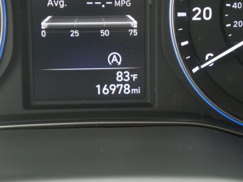 Used 2023 Hyundai Kona SEL AWD/4WD image 31
