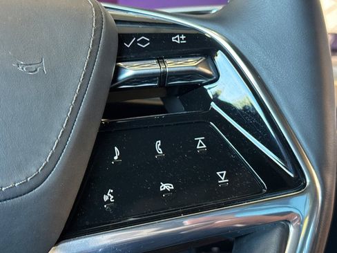 Used 2025 Cadillac Escalade IQ Sport 2 image 34