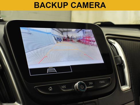Used 2023 Chevrolet Malibu LT w/ Driver Confidence Package FWD image 4