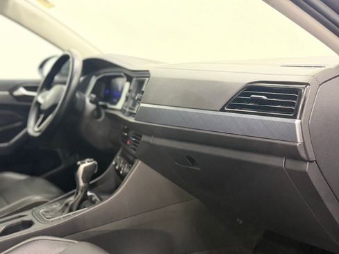 Used 2022 Volkswagen Jetta SE image 18