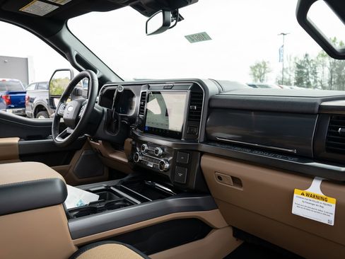New 2026 Ford F350 Lariat w/ Lariat Ultimate Package AWD/4WD image 42
