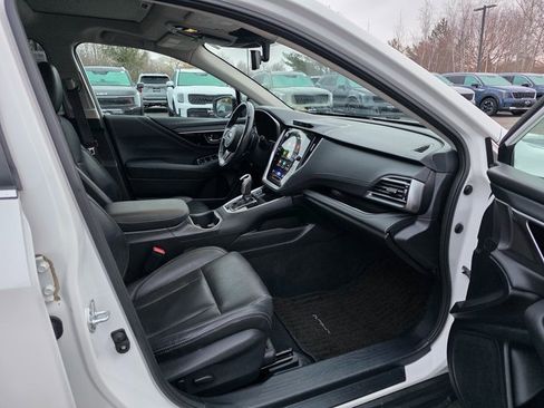Used 2024 Subaru Outback Limited image 12