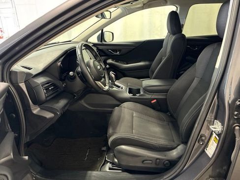 Used 2024 Subaru Outback Premium AWD/4WD image 12