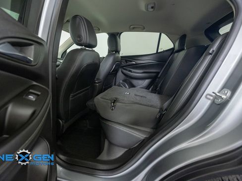 Used 2023 Buick Encore GX Preferred w/ Cold Weather Comfort Package AWD/4WD image 28