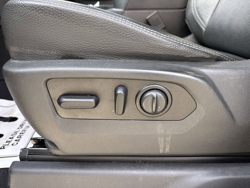 Used 2020 GMC Sierra 3500 Denali w/ Denali Ultimate Package image 19