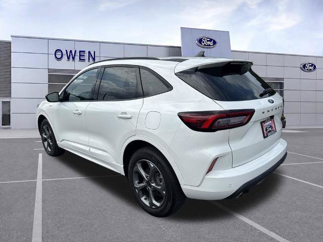 Certified 2024 Ford Escape ST-Line w/ Tech Pack #1 AWD/4WD image 3