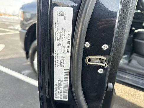 Used 2022 RAM 3500 Tradesman w/ Max Tow Package image 32